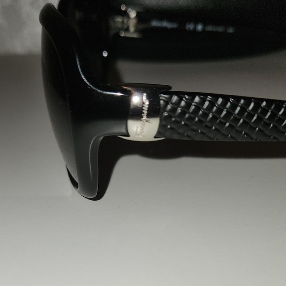 Salvatore Ferragamo Black Frame Sunglasses with Brown Gradient Lenses - Picture 2 of 6